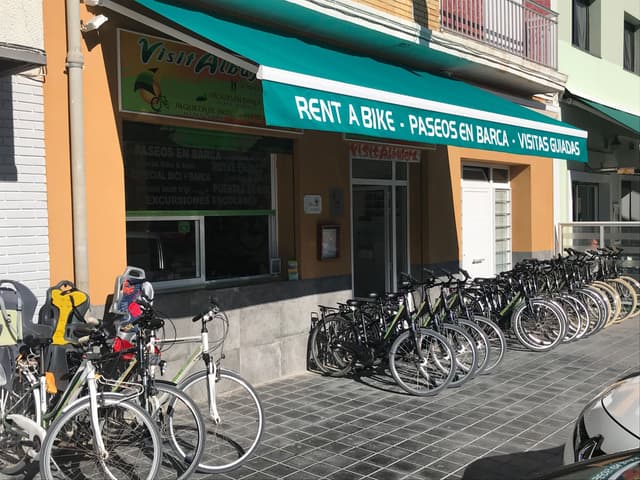 PACK SALIDA EN BARCA ATARDECER + ALQUILER DE BICI (2h) ADULTO